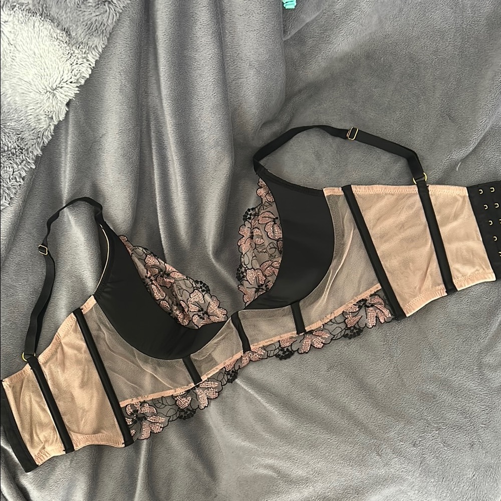 Elegant Black and Pink Lace Bra
